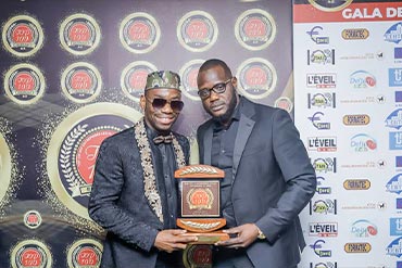 Photo de famille ROi 1212 et Général Camille Makosso